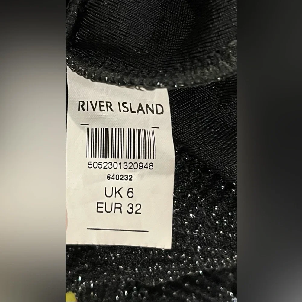 River Island by Anthropologie  glitter 3/4 sleeve midi‎ stretch dress size 6